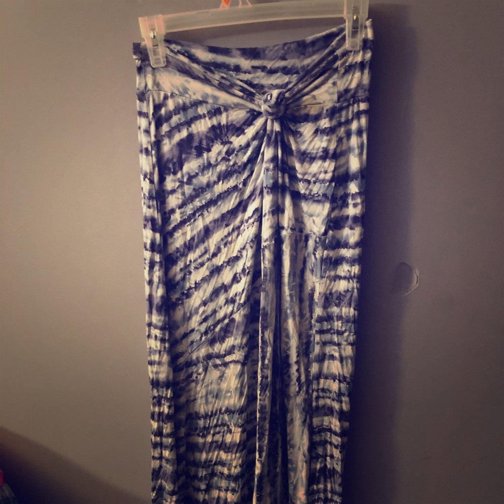 Blue tie-dye skirt